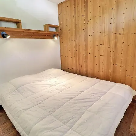 La Tania - 2 Pieces, 31m², 4 Pers, Balcon, Pieds Des Pistes - Fr-1-182a-28 Apartment *
