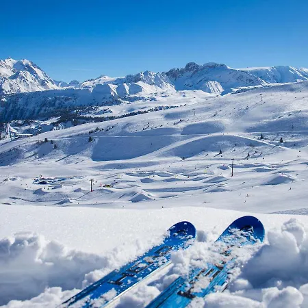 La Tania - 2 Pieces, 31m², 4 Pers, Balcon, Pieds Des Pistes - Fr-1-182a-28 Apartment Courchevel