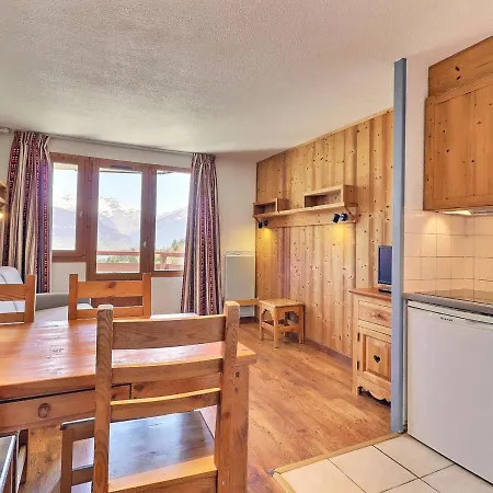 La Tania - 2 Pieces, 31m², 4 Pers, Balcon, Pieds Des Pistes - Fr-1-182a-28 Courchevel